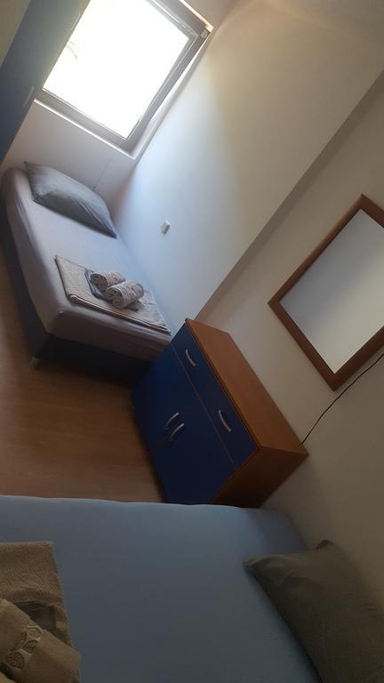 Apartments Padovan Banjol Exterior foto
